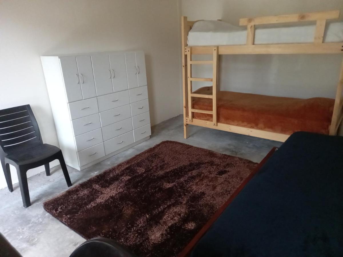 Montano Camping & Hostel Banos  Ngoại thất bức ảnh