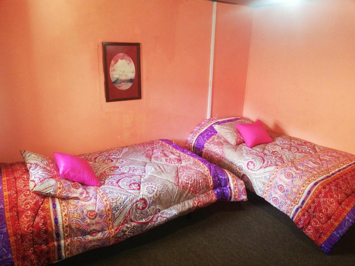 Montano Camping & Hostel Banos  Ngoại thất bức ảnh
